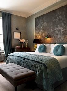 Accommodation tips for The Festival