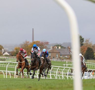ALL SET FOR A FANTASTIC START TO 2022 AT CARLISLE RACECOURSE
