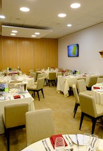 National Hunt Restaurant