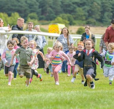 MARKET RASEN RACECOURSE NAMED IN THE TOP 15 RACECOURSES IN THE UK